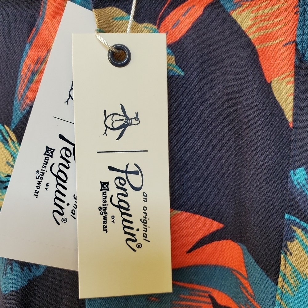 Penguin by Muningswear S/S Topical Shirt. Size XL - Picture 4 of 10